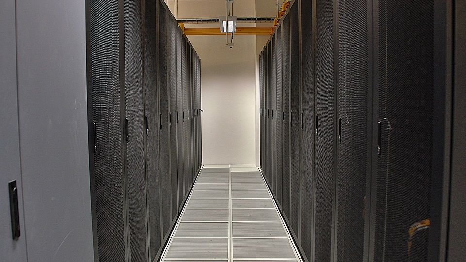 neuCentrIX 
